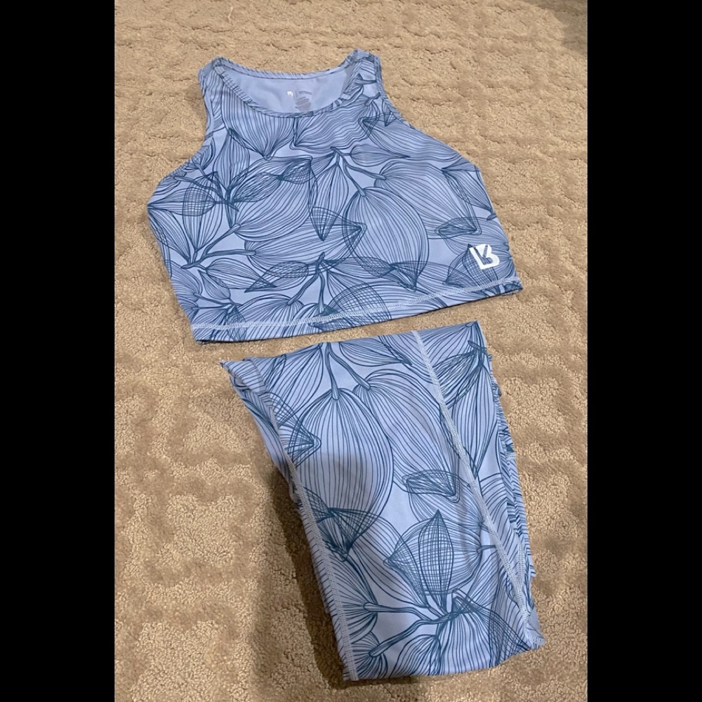 Buff bunny matching workout set- size large